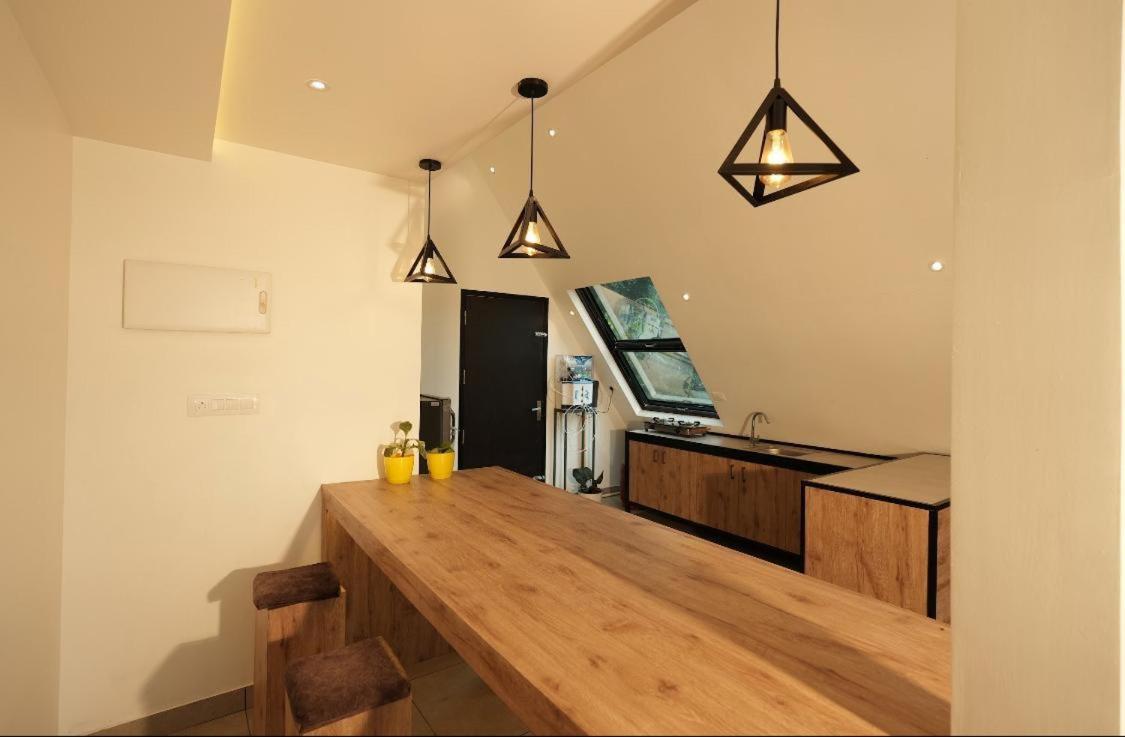 Kakkadampoyil Misty Hideout Bed & Breakfast エクステリア 写真