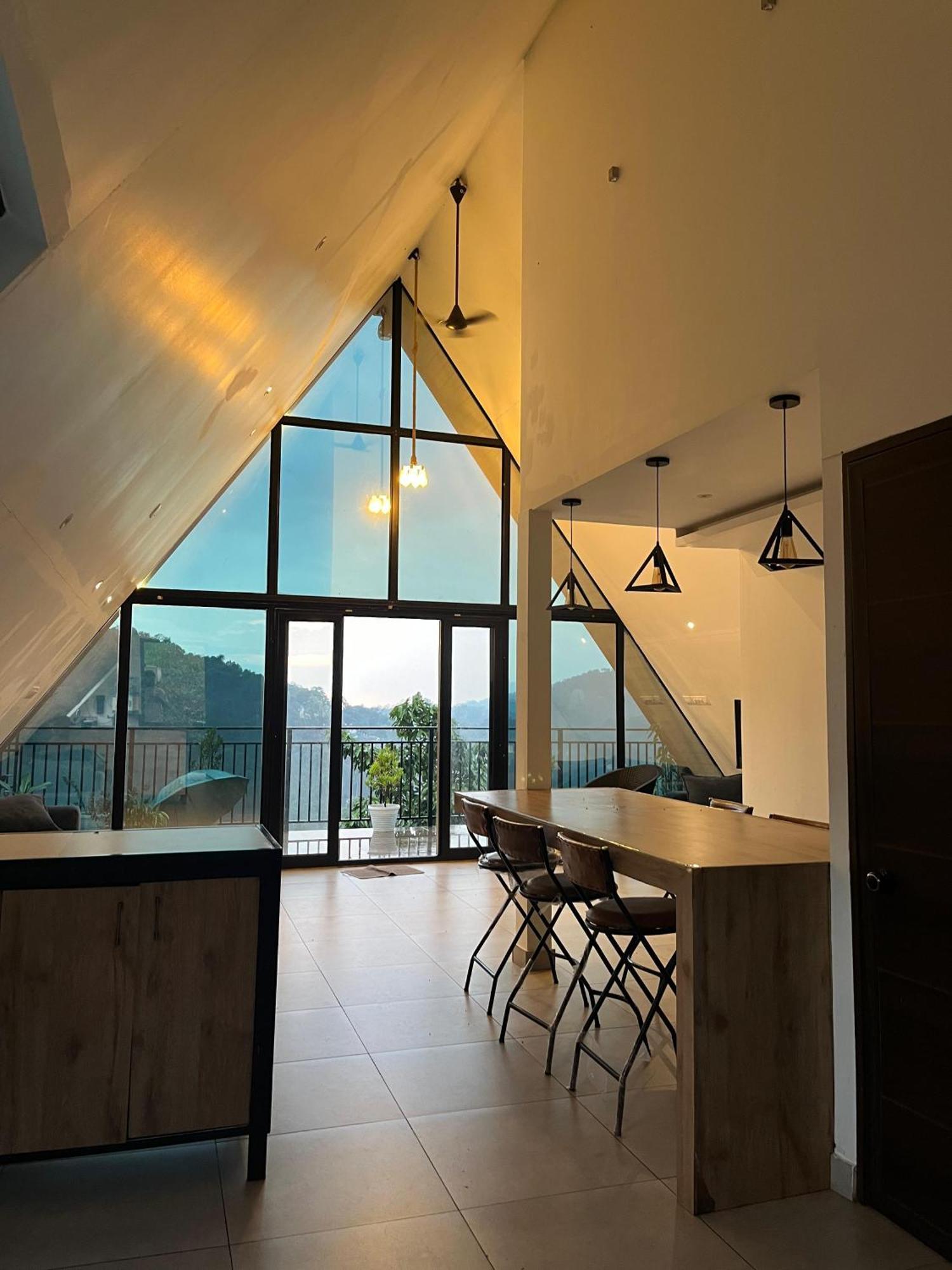 Kakkadampoyil Misty Hideout Bed & Breakfast エクステリア 写真